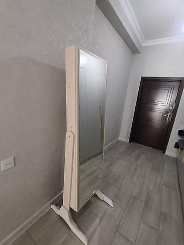 seyf dolab: Güzgülü zərgərlik/aksesuar dolabı - Tip: Ayaqlı, dönə bilən güzgü ilə — 3