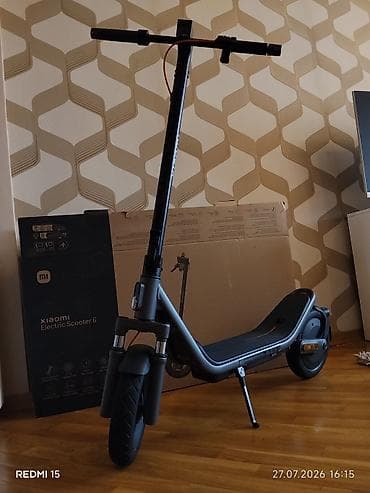 Elektrik nəqliyyatı: Yeni Elektrik samokat 10", 751 - 1000 Vt, 16 - 25 km/s, Ünvandan götürmə — 2