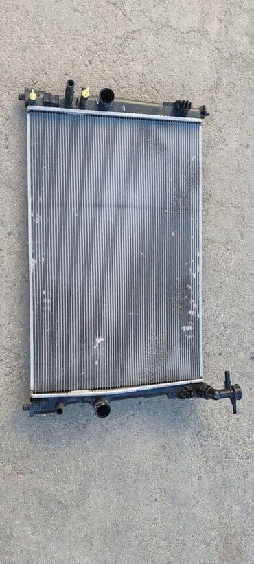 islenmis radiatorlar: Toyota camry 2018-2023 modeli üçün orininal su radiatoru. 2023 cü il — 2