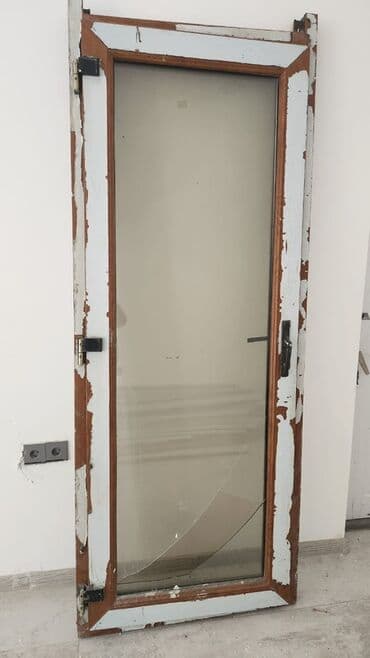 купить дверь межкомнатную: Şüşəli taxta qapı çərçivəsi - Material: masif taxta çərçivə, tünd — 2