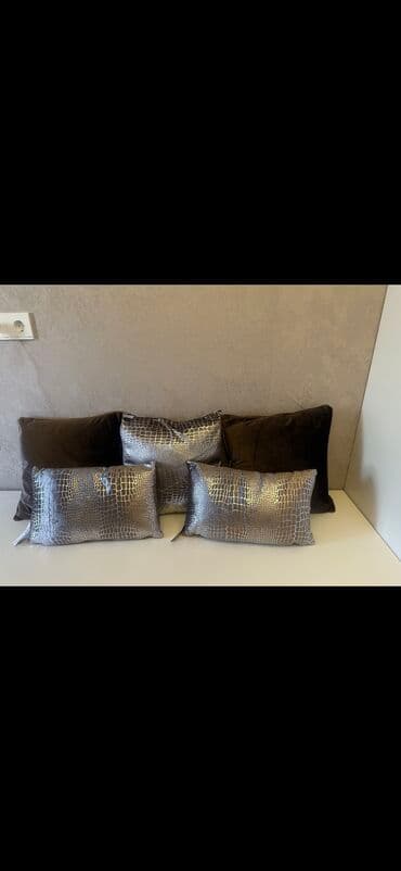 Sandıqlar: Dekorativ Yeni Yastıq — 1