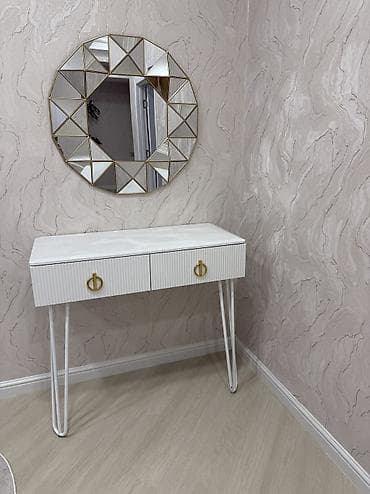 metbexd mebeli: Dressuar satılır güzgüsüyle birlikde. güzgünün diametri 77. Dressuar — 1