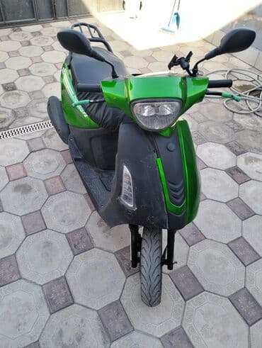 disk teker per page 40: Sarı rəngli şəhər skuterinə elan arxa baqajı da verilir üstün de - — 3