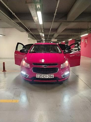 ford transit stop: Chevrolet Cruze: 1.4 l | 2015 il 230000 km Sedan — 6