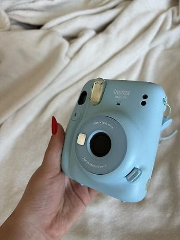 11 mini: Fujifilm Instax Mini 11 — mavi rəngdə fotoaparat - Film tipi: Instax — 1