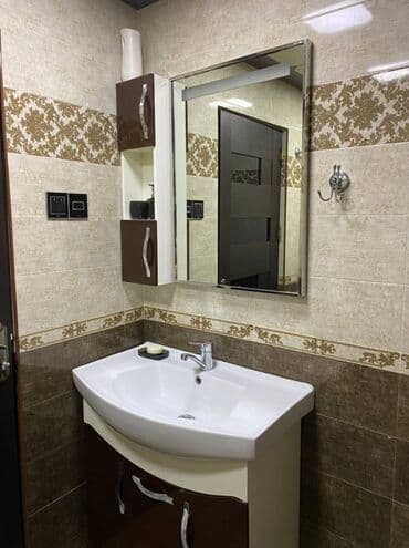 9 ci mikrorayon satilan evler: Bakı, 2 otaqlı, Köhnə tikili, m. Əhmədli, 65 kv. m — 12