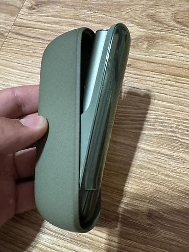 Şəxsi əşyalar: IQOS elektron tütün qızdırıcısı – cihaz və daşıma/şarj etui - — 1