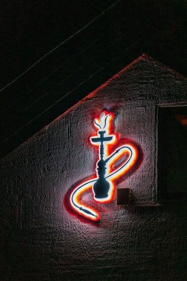 köynək çap: 🔹️Neon işıqlar 🔹️Qabarıq ( işıqlı,işıqsız) hərflər 🔹️Light box — 5
