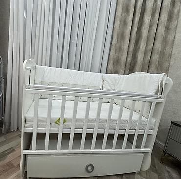 Uşaq mebeli: Oğlan və qız üçün, Dördbucaq, Beşik, Dəst ilə, Matras ilə, Yellənmə mexanizmsiz — 3