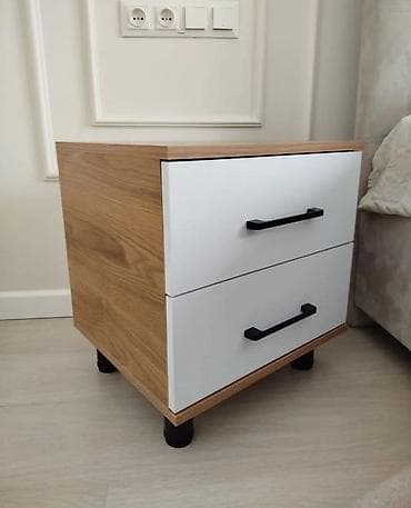 konsol masa: İki ədəd komodin – 2 siyirməli model - Dizayn: Ağ ön panellər, ağac — 2