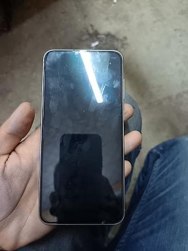 samsunq telfon: Samsung Galaxy A56, 256 GB, rəng - Boz, İki sim kartlı — 5