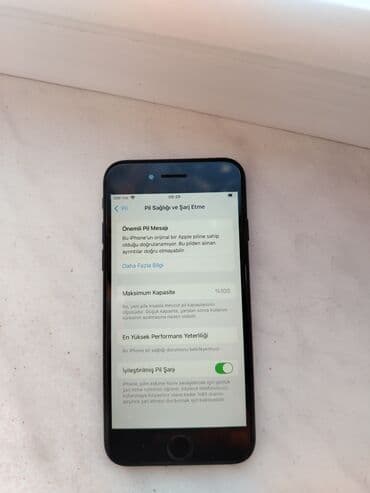 IPhone SE 2022, Qara, Barmaq izi — 3