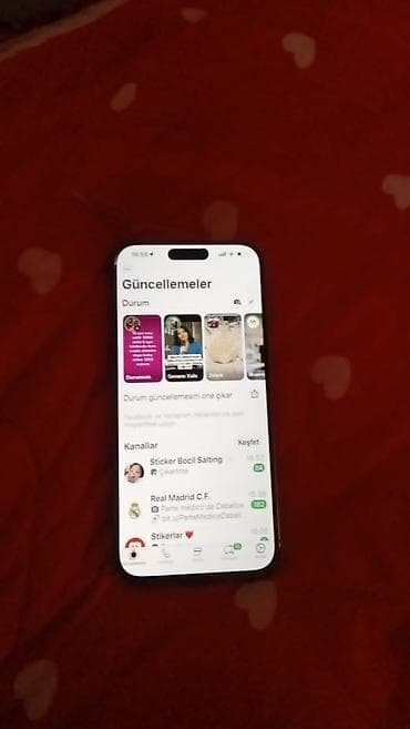 en ucuz iphone 13: IPhone 16 Pro Max, 512 GB, Ağ, Barmaq izi, Simsiz şarj, Face ID — 2