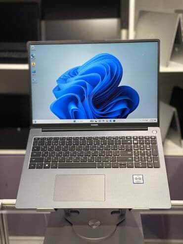 Huawei: Intel Core i5, 16 GB, 16 " — 2