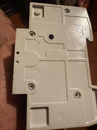 qaz acari: Siemens Elektrik avtomat, 3 faza, 400 Vt, Kredit yoxdur, Zəmanətli, Ünvandan götürmə, Ödənişli çatdırılma — 3