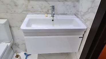 dehliz dolabi: Sanitar qovşağı üçün tamamlanmış dəst - Divara quraşdırılan geniş — 2