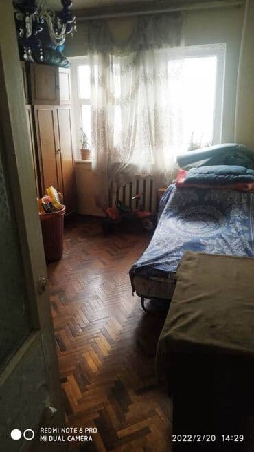 9 ci mikrorayon satilan evler: Bakı, 3 otaqlı, Köhnə tikili, 80 kv. m — 4