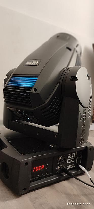 Məhsul: Martin MAC 700 Wash hərəkətli başlı səhnə proyektoru Təsvir — 4