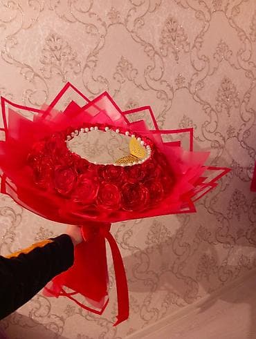 ucuz tablolar: Qırmızı güllər və güzgü kompozisiyası – hədiyyəlik buket - Dizayn — 3