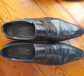 kişi pencekleri: Hamısı,birlikdə.
42,(R),işlənmiş. 
6,ədəd — 3