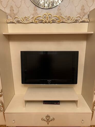 işlenmiş mebeller satilir: İşlənmiş, TV stend, Kredit yoxdur — 1