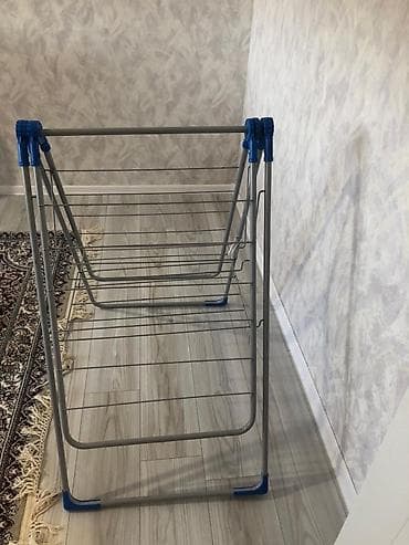 Quruducular: Metal geyim quruducu asılqan - Material: möhkəm metal karkas — 2