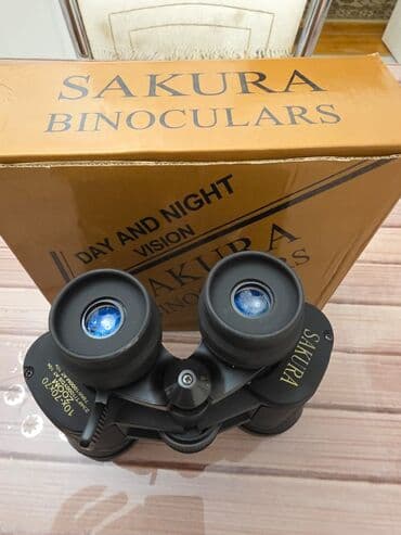Binokllar: Sakura durbini 10x-70x70 böyütmə diapazonuna malikdir, bu da onu geniş