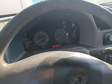 mini karavan: Peugeot Partner: 1.8 l | 2000 il 200000 km Van/Minivan — 10