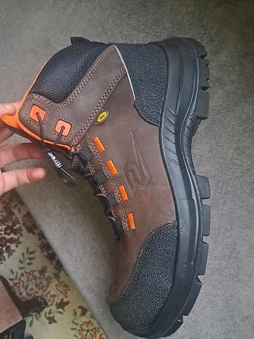 ayyaqabı: Təzə.130 manata alınıb — 2