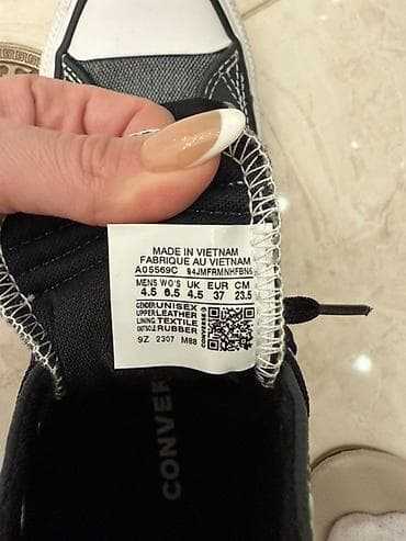 Şəxsi əşyalar: Converse Chuck Taylor All Star – unisex, hi-top model - Rəng: qara — 4