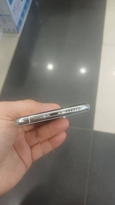 ремонт наушников: IPhone Xs, 256 ГБ, Face ID — 6