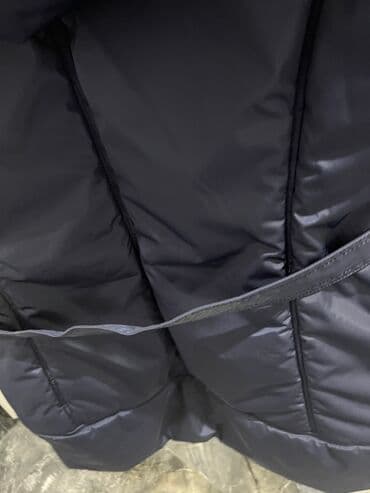 gödəkçələr: L ölçü Səligəli vəziyyatdə. Qalın Az isifadə edilib Defekti yoxdu — 9