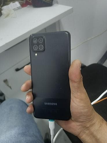 Техника и электроника: Samsung Galaxy A12, 32 ГБ, цвет - Черный, Две SIM карты — 2