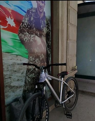 трехколесный велосипед: Dirt/Street üslubunda yığılmış velosiped. Xüsusiyyətlər: - — 2