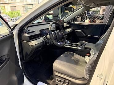 lexus 5 7: Toyota RAV4: 2 l | 2026 il Krossover — 4