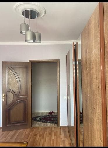 2 otaqlı ev: Kirayə üçün 2 otaqlı mənzil (zal tipli) - Geniş və işıqlı zal: böyük — 7