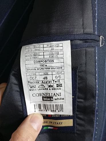dini paltarlar: Corneliani markasıdır italya istehsalıdır az geyinilib. Dəqiq isdiyən — 3