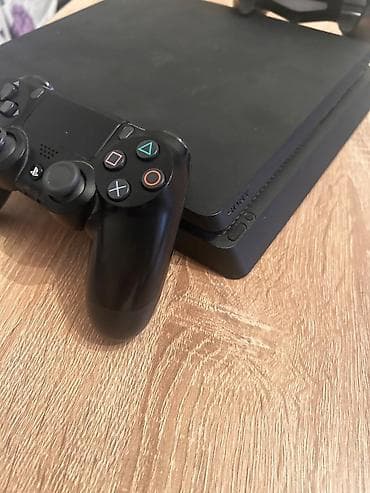 yeni soyducu: Ps4 slim plomb 1tb online baglantili cox az istifade olunub 5disk yeni — 4