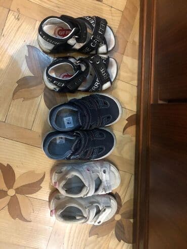 uşaq krossovkaları: 23 razmer,yaxshi veziyyetde,ag gara olan-ortopedikdir.Ag next — 5