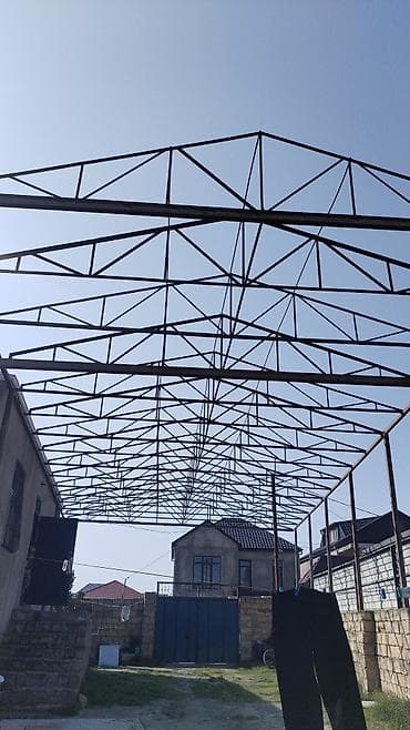 Metall karkas – həyətyanı sahə üçün səmballı örtük konstruksiyası -