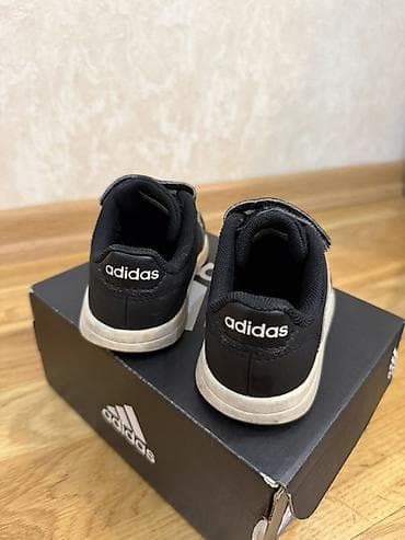 Rəng - Qara Krossovkalar, Adidas, Ölçü: 22, Uniseks — 3