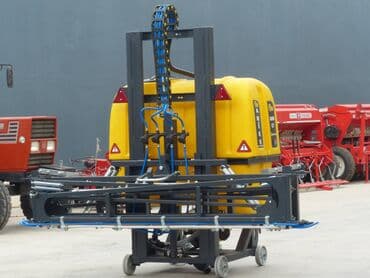 Dərman səpən 1000 L Hidrovlik (slinderli ) 16 Metr qol Pompa