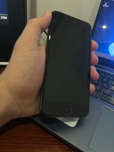 i̇phone 7: IPhone 8, 64 GB, Space Gray, Barmaq izi — 3