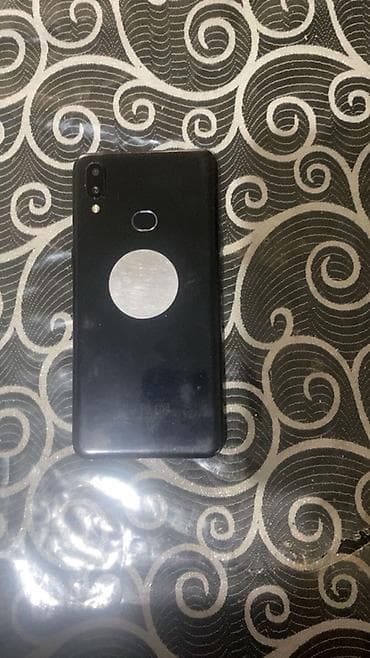 13 pro 256: Məhsul: Smartfon (qara rəng) Xüsusiyyətlər: - Ön tərəfdə damla — 2