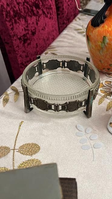 heserat yeyen bitkiler: Şüşə qab – metal dekorativ halqa və dayaqlı - Material: qalın, şəffaf — 1