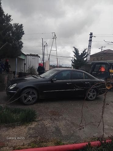 vossen diskleri: Mercedes-Benz E-Class: 2.7 l | 2004 il Sedan — 4