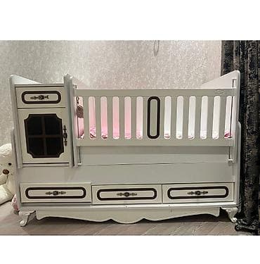 Oğlan və qız üçün, Yeni, Dördbucaq, Beşik, Dəstsiz, Matras ilə, Yellənmə mexanizmsiz