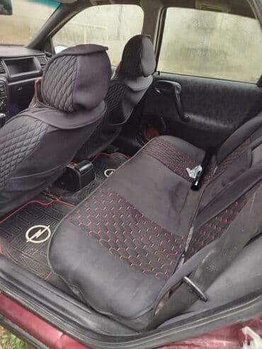 bmw disk type 0: Opel Vectra: 1.6 l | 1997 il Sedan — 8