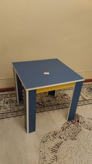 en ucuz yolkalar: Oğlan və qız üçün, İşlənmiş, Bağça masası — 5