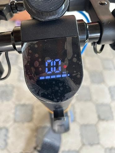elektirikli mapet: Riley elektrik skuter - Rəqəmsal LED displey: sürət, batareya — 1